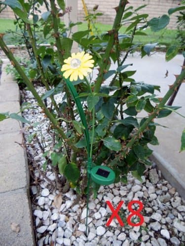 Set of 8 Beautiful Garden Decorative Gerbera Yellow Color Paddle Daisy Flower Solar Light