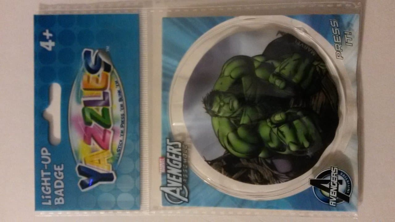 Yazzles Light-Up Badge Marvel Avengers Assemble Incredible Hulk