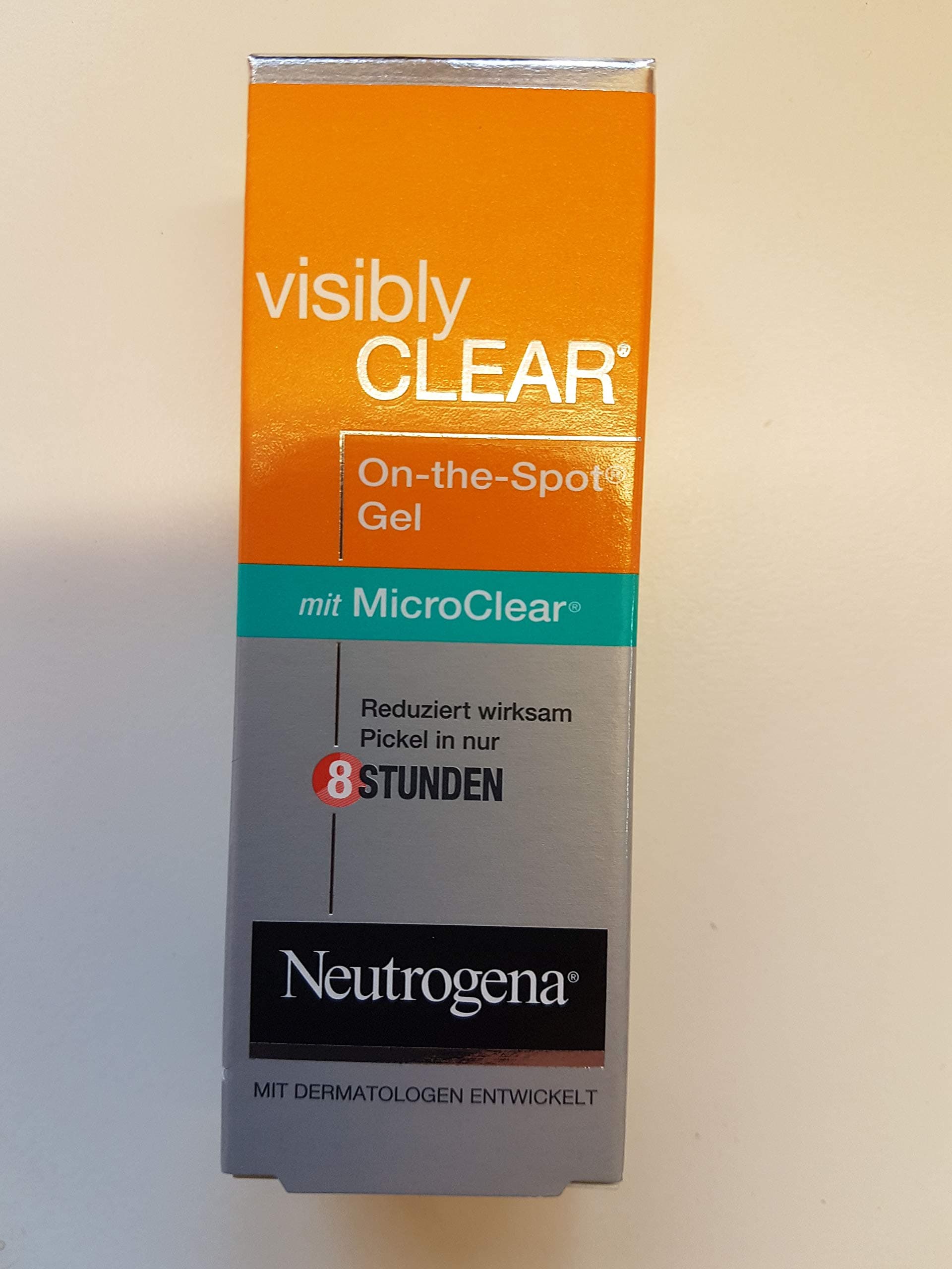 Neutrogena Visibly CLEAR On-the-Spot Gel 15ml
