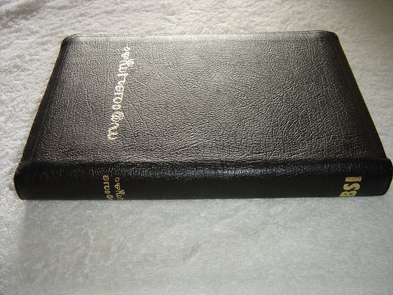 Malayalam Language Holy Bible O.V. 57Z, Zippered Black Leather