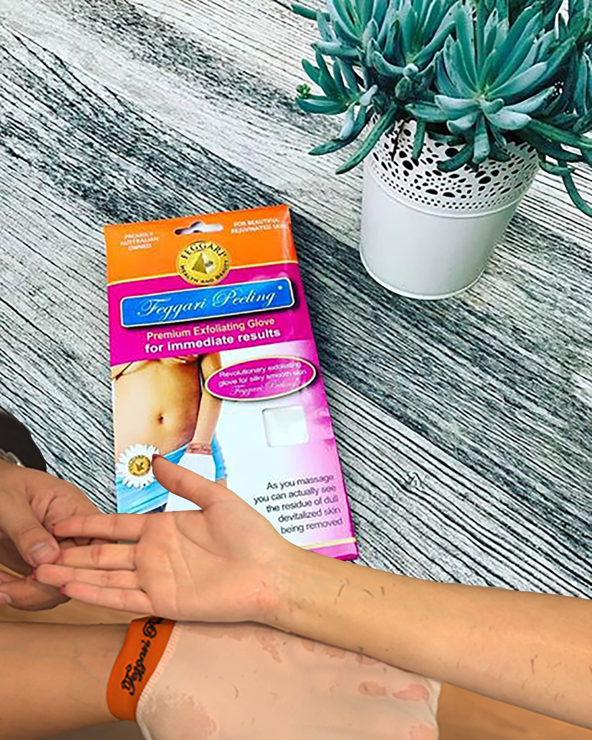 Feggari Peeling Exfoliating Glove