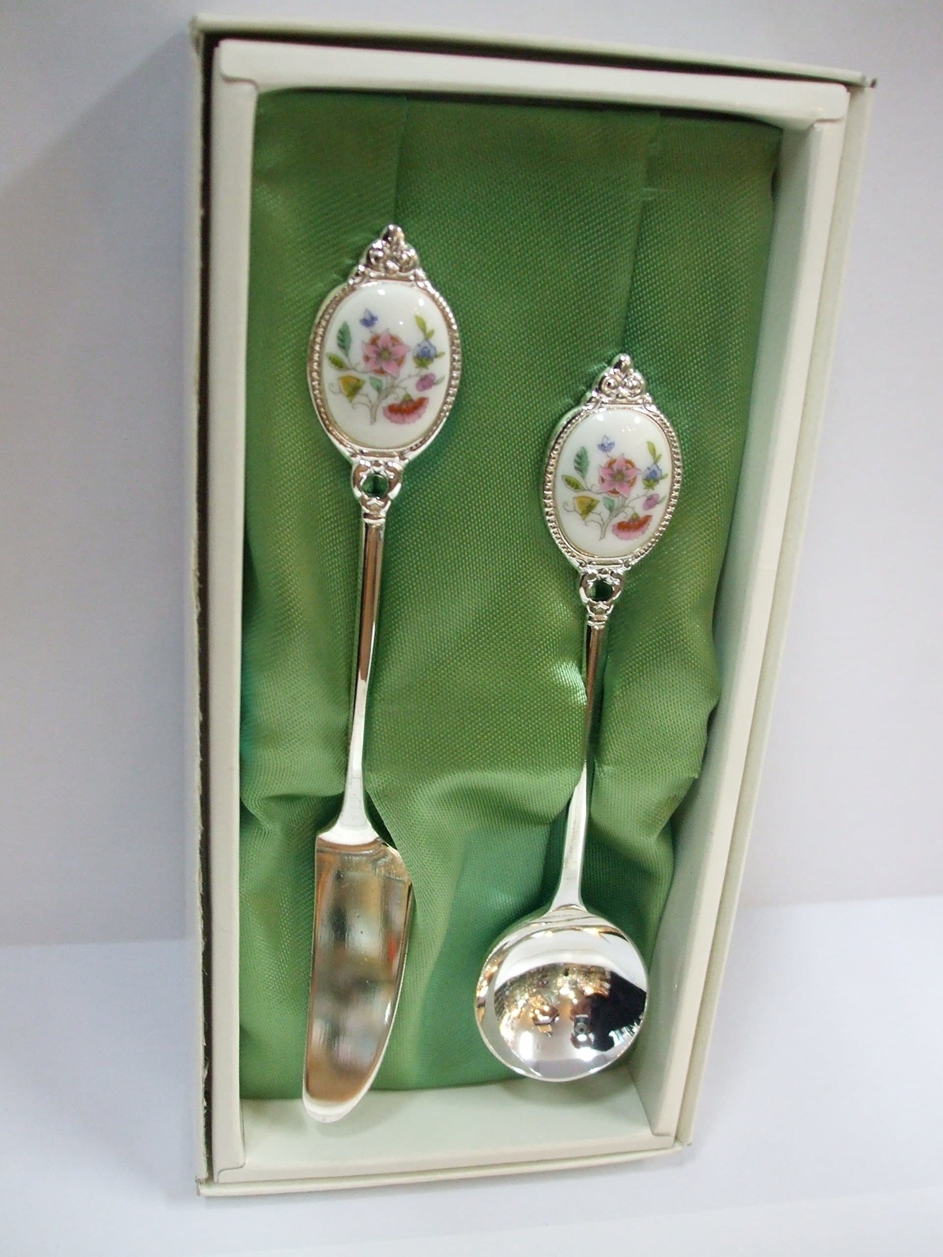 Minton Haddon Hall Cutlery - Butter Spreader & Jam Spoon Set Of 2