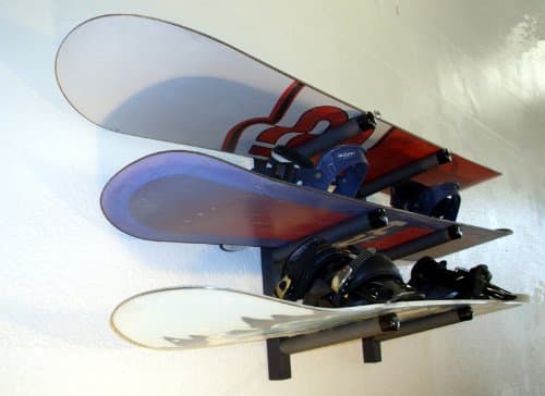 Surfdogz - 3 Snowboard / Skateboard, Steel Peg / Poly Base Wall Rack Set