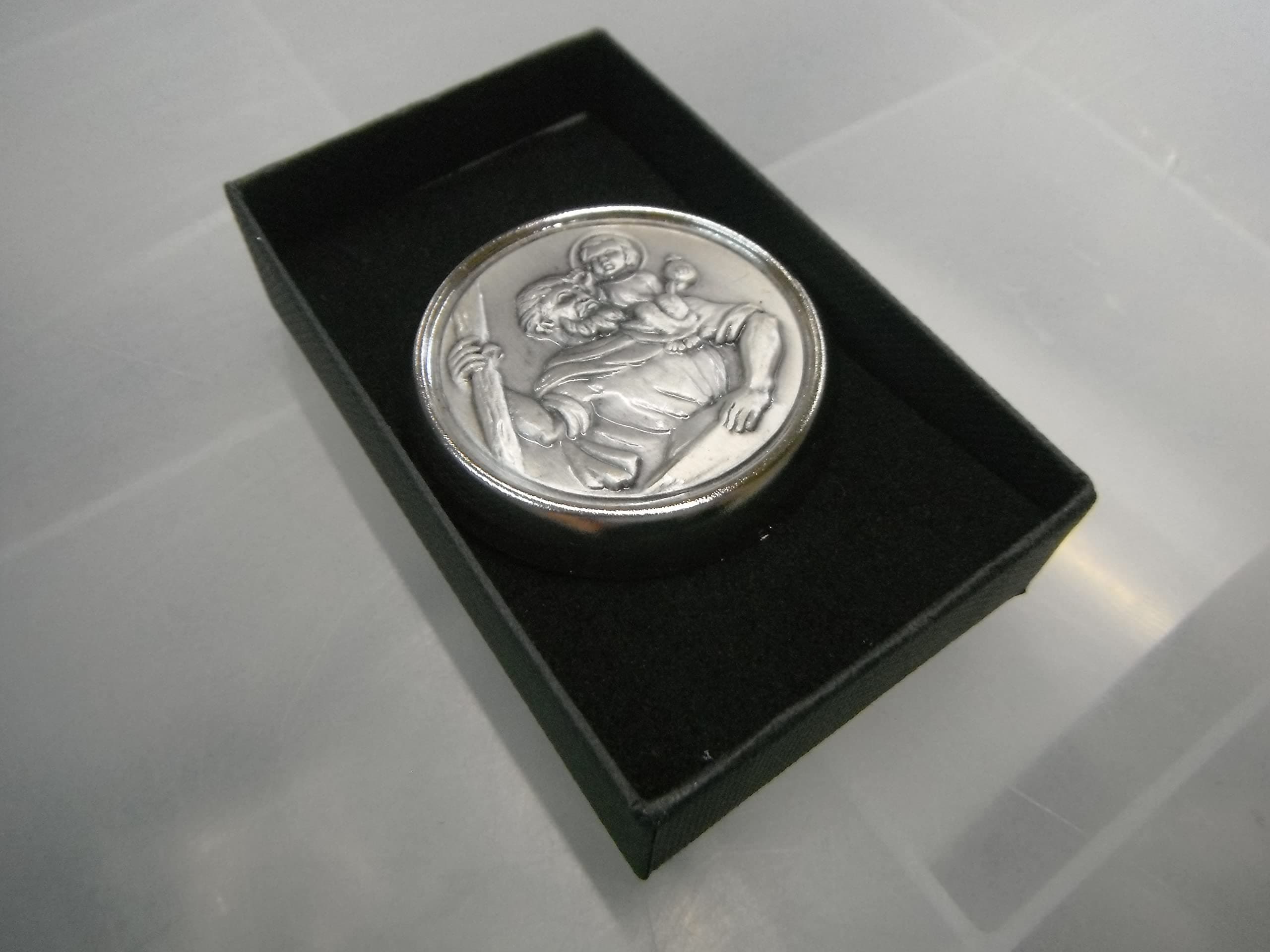 N NORA TWIPS Car Interior Plaque St Christopher Magnetic Badge 45mm diameter